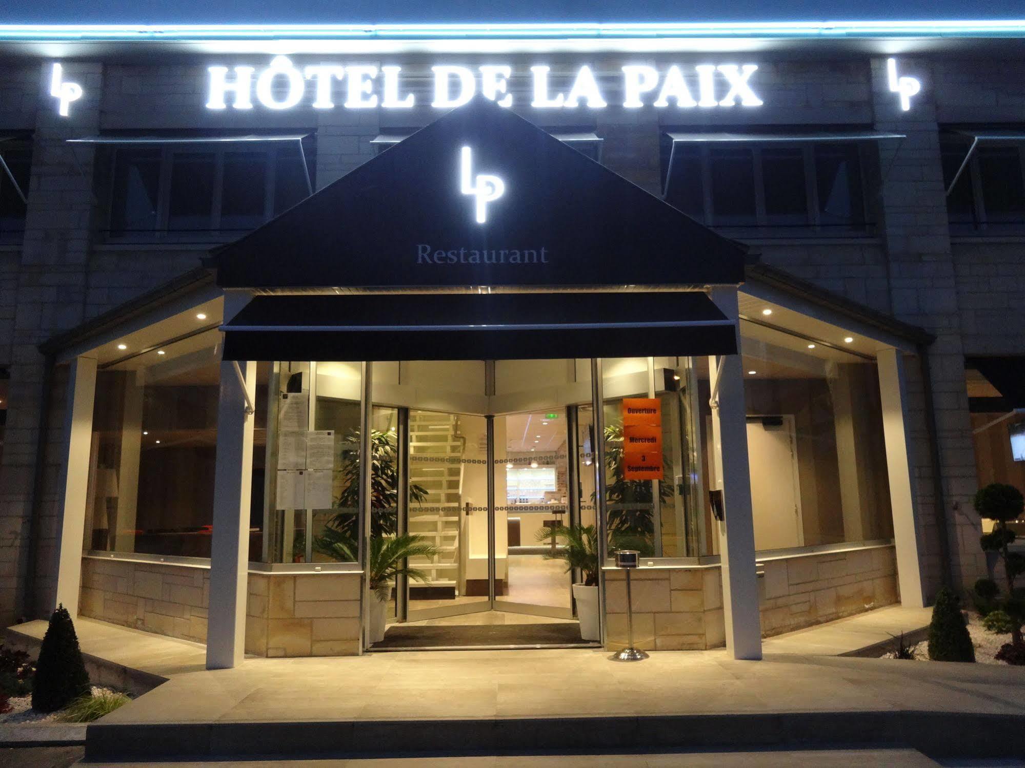 באפום Hotel De La Paix מראה חיצוני תמונה